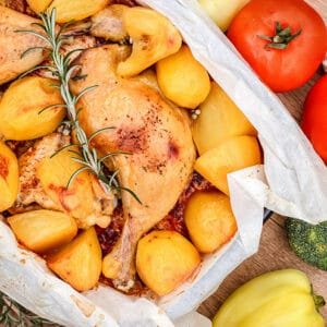 Cuisse de poulet à la sauce poulette